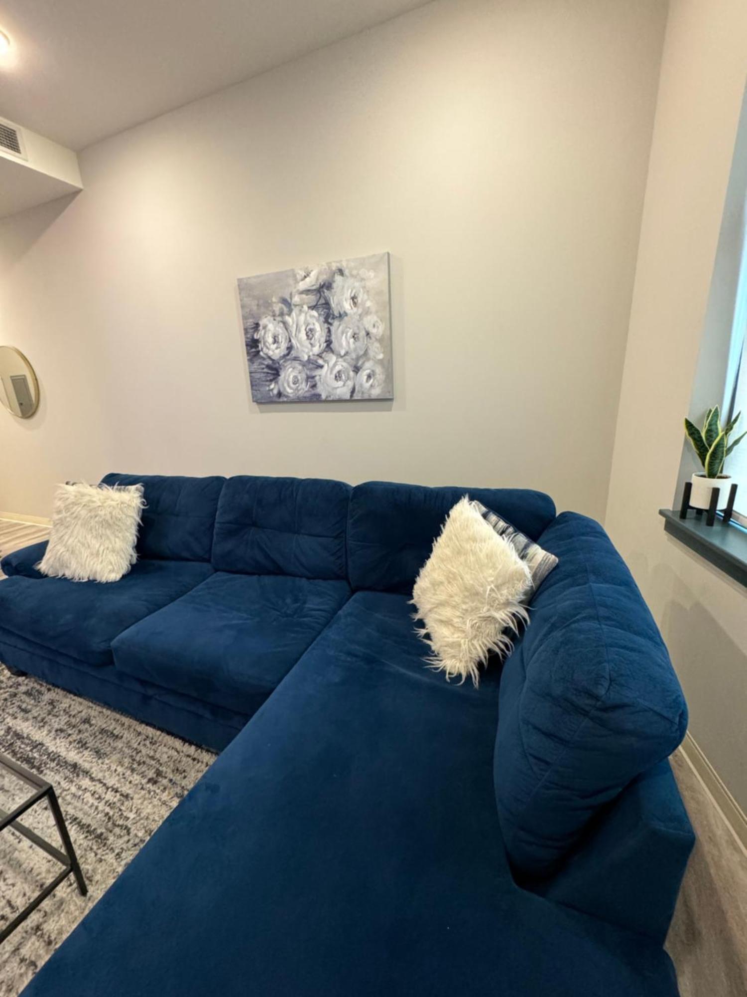 Beautiful Condo/Rooftop Patio With Free Parking Cleveland Exterior foto